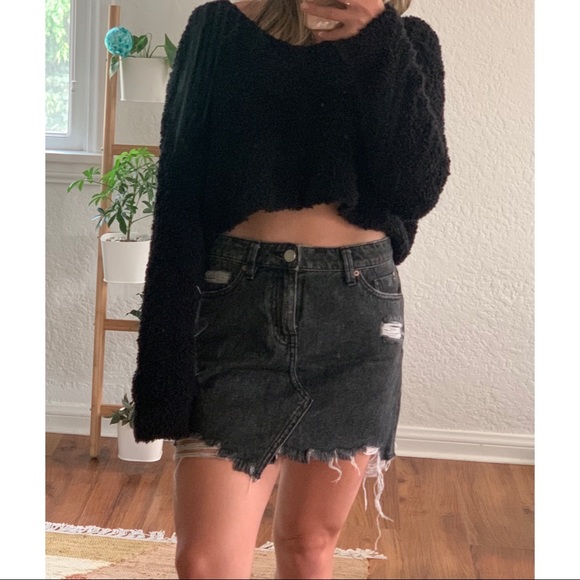 Urban Outfitters BDG Black distressed denim skirt - Picture 7 of 7